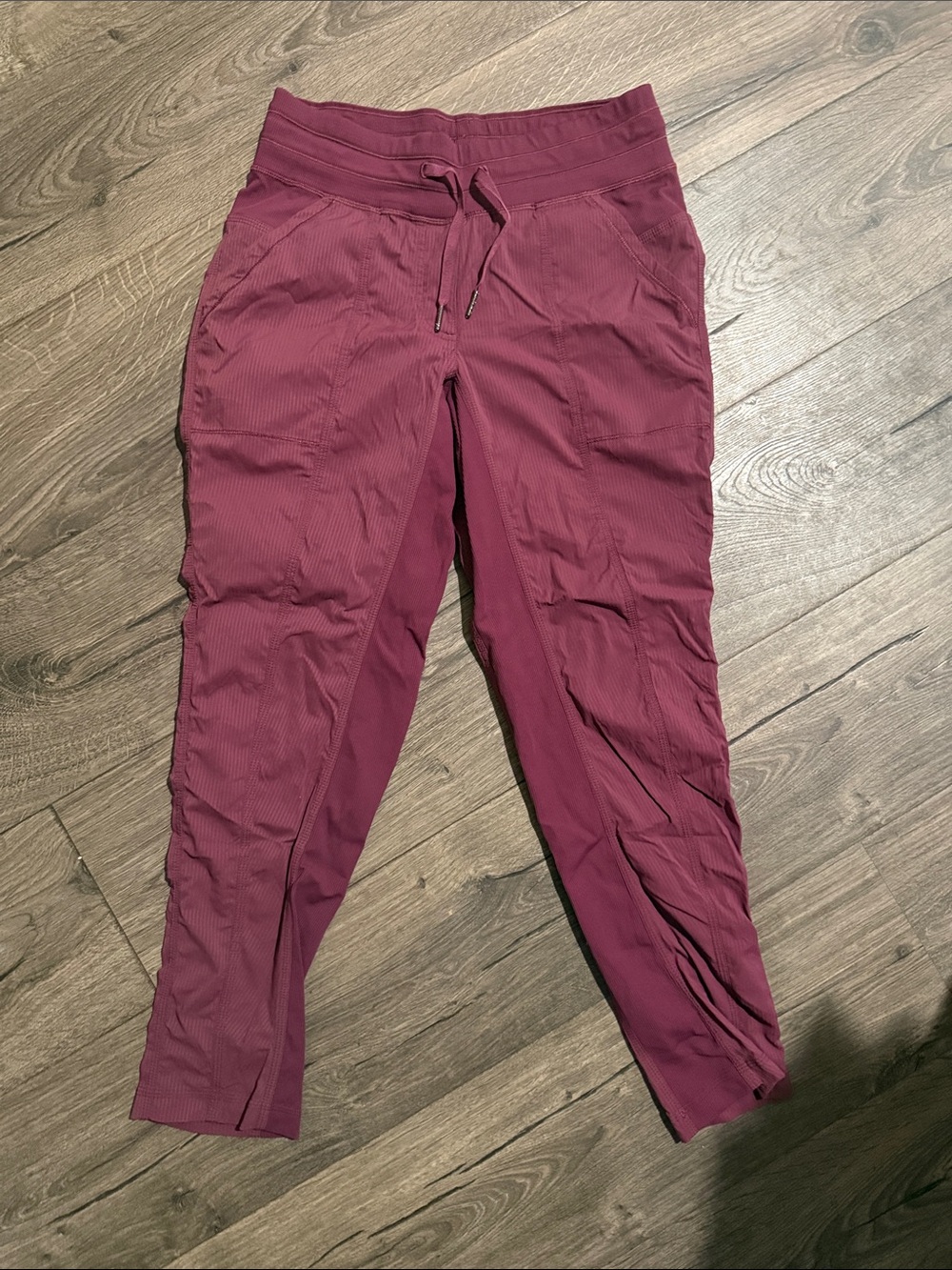Lululemon Dance Studio Jogger – Maroon/Burgundy – Like New